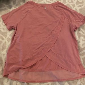 5-$8 or 10-$12 Woman’s Avia active top.
